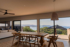 Cooinda - on the beach - Bicheno